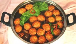 爆料火锅丸子怎么做的视频,一招学会在家自制美味丸子