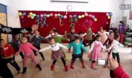 幼儿园小孩爆料爸爸视频,萌态可掬引网友热议