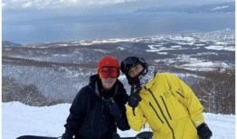 前男友爆料滑雪女友视频,前男友揭露女友不为人知的视频真相